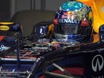 Vettel fährt erste Runden im neuen Auto