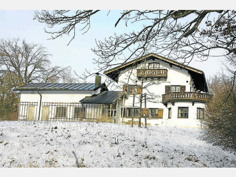 Ob die Albers-Villa erhalten bleibt, ist noch ungewiss. Unter Denkmalsschutz steht sie nicht. Foto: svj Ob die Albers-Villa erhalten bleibt, ist noch ungewiss. Unter Denkmalsschutz steht sie nicht. Foto: svj