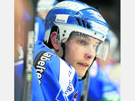 An diesem Wochenende nur Zuschauer: Verteidiger Matthias Mayr leidet an einer Leistenzerrung und muss pausieren. foto: CF
