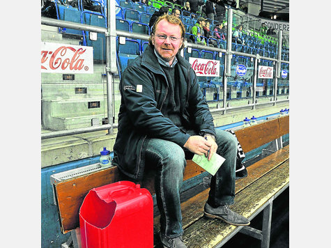 Ein bisschen Hoffnung: Den Traum von den Playoffs hat SCR-Trainer Zdenek Travnicek noch nicht ganz aufgegeben. foto: thomas sehr