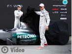 Michael Schumacher und Nico Rosberg enthüllen Silberpfeil