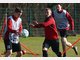 Im Training vor dem Achtelfinal-Hinspiel in der Champions League gegen den FC Bayern beweist Xherdan Shaqiri seine Polyvalenz (zu deutsch: Vielseitigkeit, Vielwertigkeit). Und diese bezieht sich nicht nur auf Fu&szlig;ball. Auch beim Speerwerfen macht der kommende FC-Bayern-Spieler eine gute Figur.