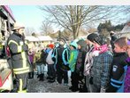 Kinder hatten viele Fragen an die Apfeldorfer Feuerwehr