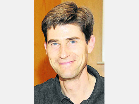 Frederik Holthaus Noch vor der Mitgliederversammlung trat er zurück. Frederik Holthaus Noch vor der Mitgliederversammlung trat er zurück.