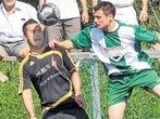 Schlagabtausch im Spitzenspiel