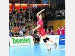 Aufschlag zum Titelgewinn