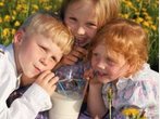 Stark mit Bio-Milch: Andechser Natur Kinderfoto-Wettbewerb rund um die Milch