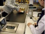 Brutale Ladendiebe verletzen Verkäufer