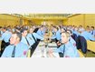 Proppenvoll war der Saal im Zollinger B&uuml;rgerhaus, wo die Kommandanten der Landkreisfeuerwehren und ihre Kameraden aktuelle Themen diskutierten. Foto: martin