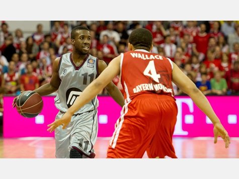 Die Basketballer des FC Bayern haben gegen die Artland Dragons ein Entscheidungsspiel erzwungen. Wir zeigen Ihnen die Fotos von Spiel 4.