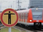Schrecklicher Unfall in Ebersberg: Mann klettert auf S-Bahn-Dach