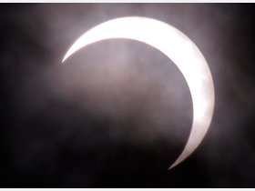 Sonnenfinsternis Asien