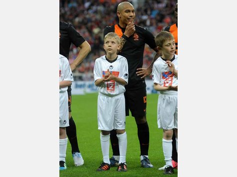 Einlaufkids FC Bayern Holland