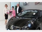 Renault Niederlassung München: Renault Wind gewinnt Manuela Louda aus Ismaning