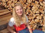 Magdalena Zach möchte Mai-Madl 2012 werden
