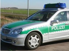 Unfall in Hohenpeißenberg: Beifahrer tot, Fahrer verschwunden
