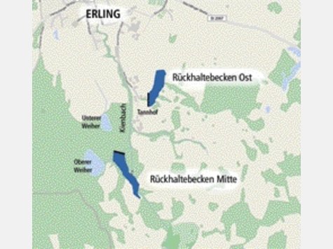 Doppelter R&uuml;ckhalt: Der Damm (schwarz) &ouml;stlich vom Tannhof soll acht Meter, der am Pf&auml;nderanwesen vier Meter hoch werden. Grafik: MM/Karte: OPENSTREETMAPS Cc-BY-SA