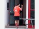 W&auml;rhend die Spieler auf dem Trainingsplatz ihre erste lockere Einheit abspulten, beobachtete Sportvorstand Matthias Sammer das Geschehen vom Fenster aus
