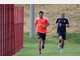 W&auml;hrend die Spieler auf dem Trainingsplatz ihre erste lockere Einheit abspulten, beobachtete Sportvorstand Matthias Sammer das Geschehen vom Fenster aus