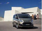 IAA Nutzfahrzeuge: Ford präsentiert neuen Transit und Tourneo