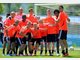 Am vierten Tag des Trainingslagers am Gardasee haben die Spieler des FC Bayern wieder schwer geschuftet, aber auch zum Spaß schon mal das Siegerfoto für die kommende Saison einstudiert. Am vierten Tag des Trainingslagers am Gardasee haben die Spieler des FC Bayern wieder schwer geschuftet, aber auch zum Spaß schon mal das Siegerfoto für die kommende Saison einstudiert.