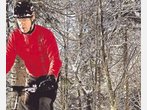 Fahrradfahren  - Flotter Reifen auf eisiger Piste