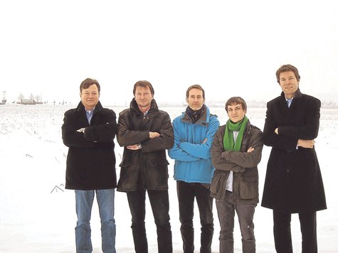 Ikea-Gegner sind (v.l.) Christian Hierneis, Reinhard Mulzer, Markus Büchler, Tobias Traut und Patrick Keil. f: MCF Ikea-Gegner sind (v.l.) Christian Hierneis, Reinhard Mulzer, Markus Büchler, Tobias Traut und Patrick Keil. f: MCF