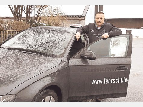 Anspruchsvoller als früher: Der Weg zur erfolgreichen Führerscheinprüfung ist nach Einschätzung von Stephan Schubert beschwerlicher geworden. Foto: svj Anspruchsvoller als früher: Der Weg zur erfolgreichen Führerscheinprüfung ist nach Einschätzung von Stephan Schubert beschwerlicher geworden. Foto: svj