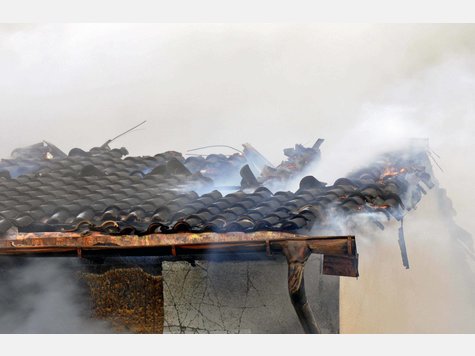 Gro&szlig;er Schaden bei Brand in Unterschweinbach