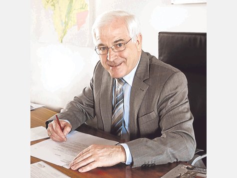 Alt-OB Dieter Thalhammer muss nach &uuml;ber 30 Jahrenden Verein abwickeln.