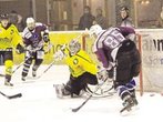 Goalie Niklas Marschall hält Schongaus Sieg gegen Kempten fest