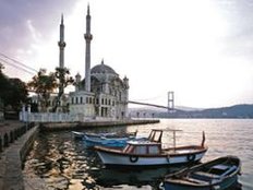Zum Shoppen nach Istanbul - Arabische Touristen auf Soap-Spuren