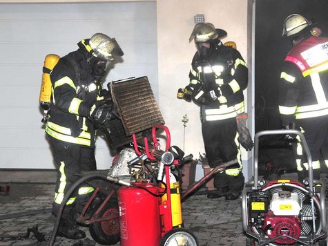 Bei Loiting im Landkreis Erding ist es zu einem Kellerbrand gekommen.