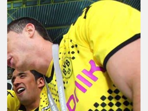 Robert Lewandowski (r.) feierte die Meisterschaft mit dem BVB Robert Lewandowski (r.) feierte die Meisterschaft mit dem BVB