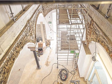 Blick ins künftige Foyer des Ebersberger Stadtsaals. Einst war hier eine Metzgerei. Foto: sro Blick ins künftige Foyer des Ebersberger Stadtsaals. Einst war hier eine Metzgerei. Foto: sro