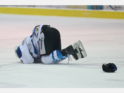 Der EC Peiting legt vor: In der Serie gegen die Blue Devils aus Weiden gehen die Peitinger mit dem Sieg im ersten Playoff-Spiel in F&uuml;hrung.