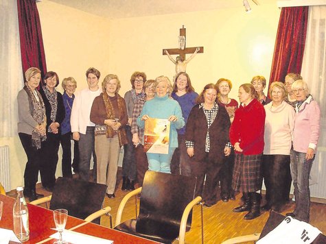 Das Vorbereitungsteam des diesj&auml;hrigen Weltgebetstags im Pfarrverband &bdquo;Vier Brunnen&ldquo; hat sich etwas Besonderes ausgedacht. foto: fkn