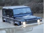 Genf 2013:  Land Rover setzt den Defender unter Strom