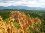 Bulgarien: Wunderschöne Natur im Pirin-Gebirge und in den Rhodopen - Tact bietet Rundreisen und Individualreisen an