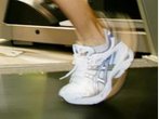 Zehen amputiert: Kind (6) gerät in Laufband