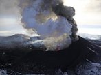 Vulkan-Spektakel in Russland lockt Touristen an