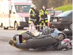 Grafingerin übersieht Motorradfahrer: Mann tot