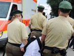 Heranwachsende in Neuperlach bei Polizeikontrolle aggressiv