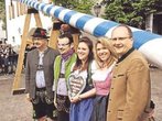 Schockmoment für Herrschinger: Maibaum in Flammen