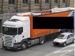 Lkw bleibt in Paul-Heyse-Unterführung stecken