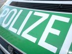 Entgegenkommendes Auto gestreift