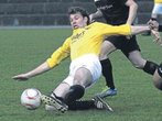 Huber köpft Lohhof zum Aufstieg