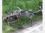 89-Jähriger erfasst mit Auto Radfahrer: Mann stirbt
