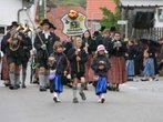 Festzug zum Bezirkslandjugendtag Schwabsoien