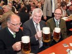 Seehofer auf dem Volksfest Indersdorf